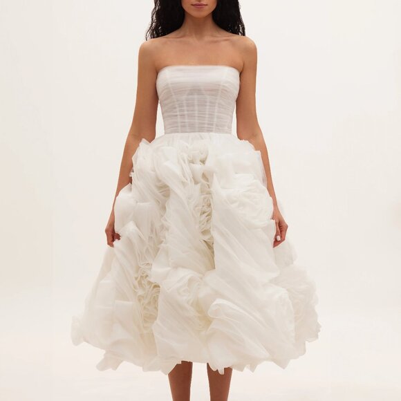 Milla Dramatically flowered tulle dress in white